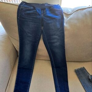 A-GLOW maternity jeans, over the belly, size S